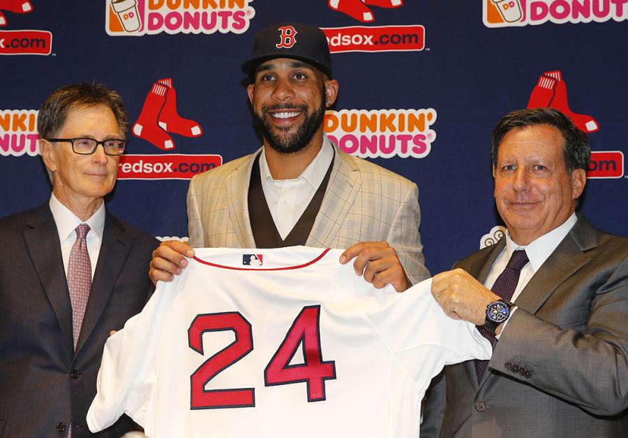 Boston Red Sox pitcher David Price, center, holds up his new jersey with principal owner John Henry, left, and chairman Tom Werner at a news conference announcing his signing by the team at Fenway Park in Boston, Friday, Dec. 4, 2015. (AP Photo/Winslow Townson)